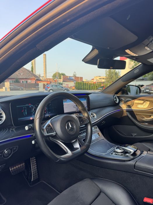 Mercedes e 300 coupe / Display cockpit/ 2018 / impecabila