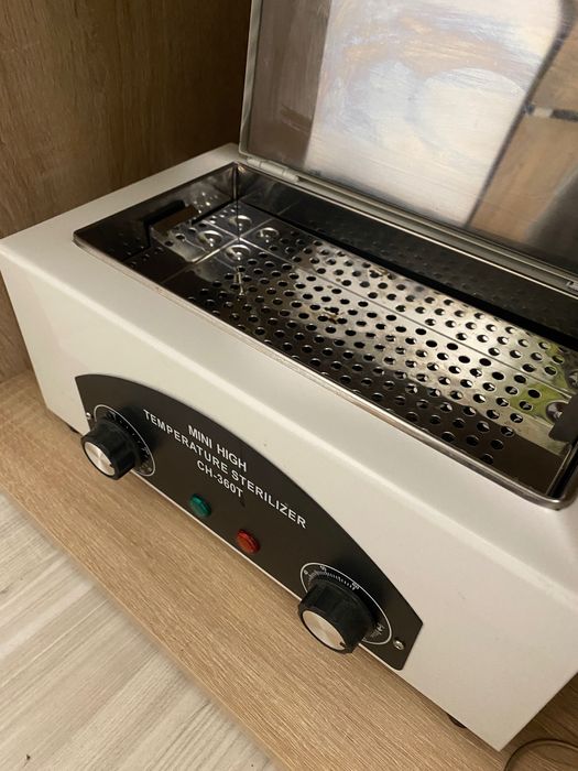 Sterilizator pupinel