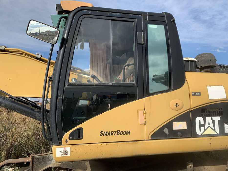 Cabina Caterpillar 325D 2007
