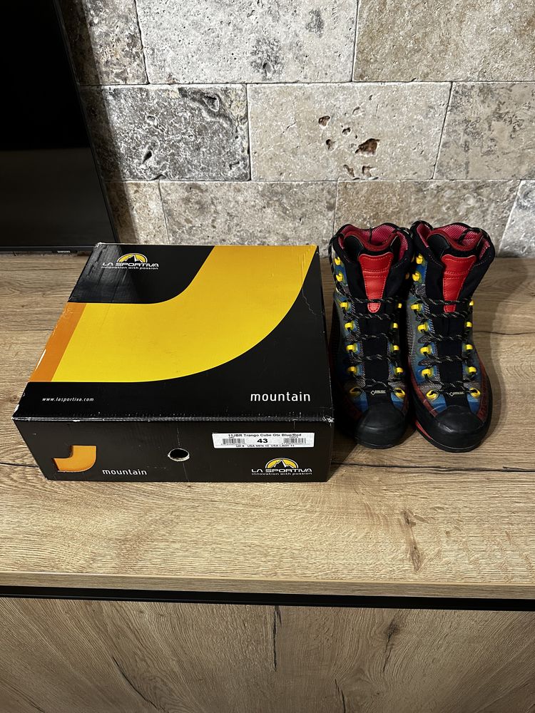 Bocanci la sportiva trango cube gtx