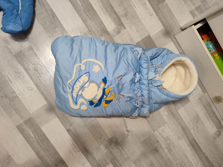 Детские вещи и игрушки