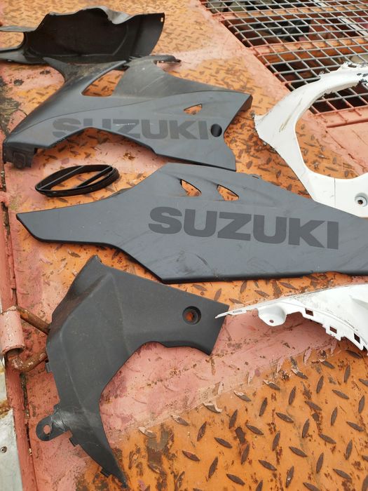 Спойлери за Сузуки к9 л5 Suzuki gsxr K9 l5