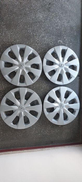 Vand capace pe 15 si 16 originale Dacia/Toyota/Vw/Audi/Peugeot