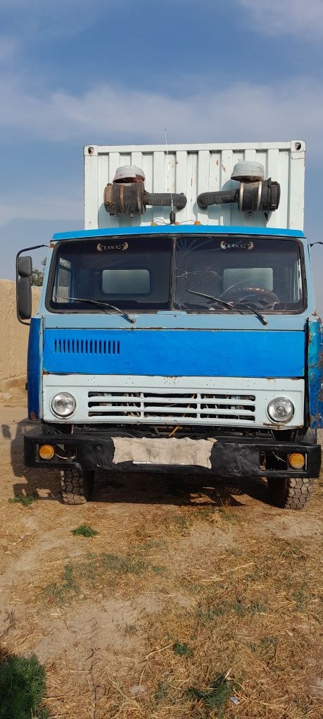 Kamaz Prisepi bilan sotiladi srochna