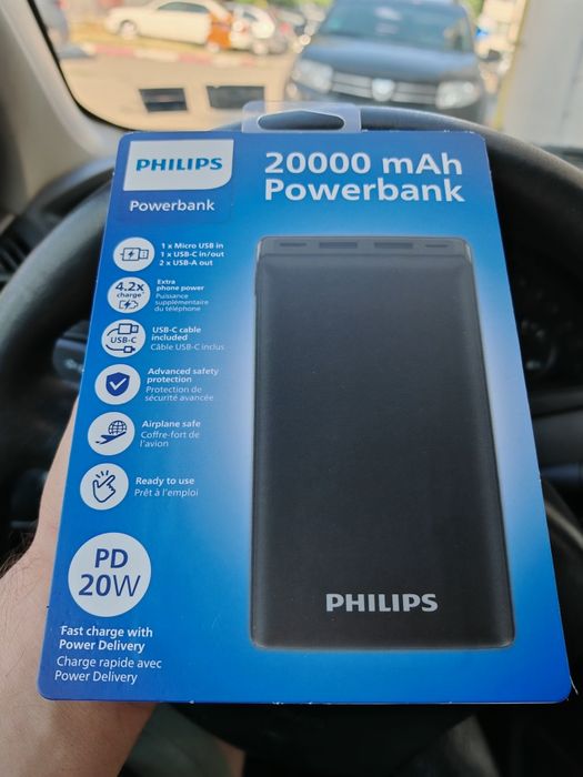 Baterii externe Philips 20 000 mah