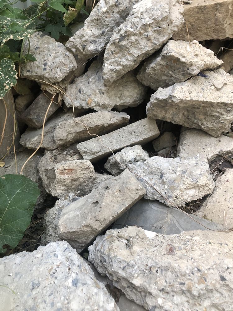 Отдам камни для фундамента