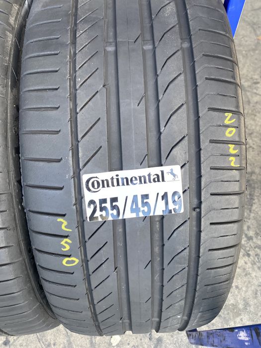 255/45/19 Continental