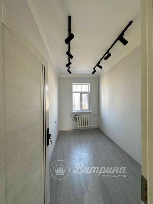 Срочно ролдается 3х комнатная квартира на Паркентском