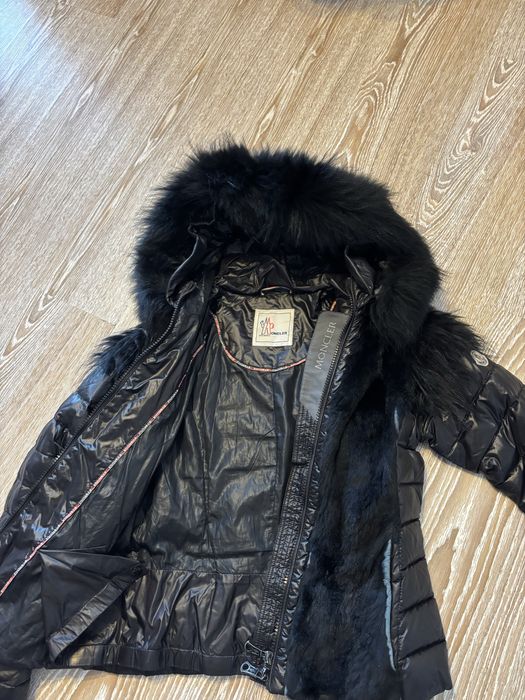 Vand geaca Moncler originala