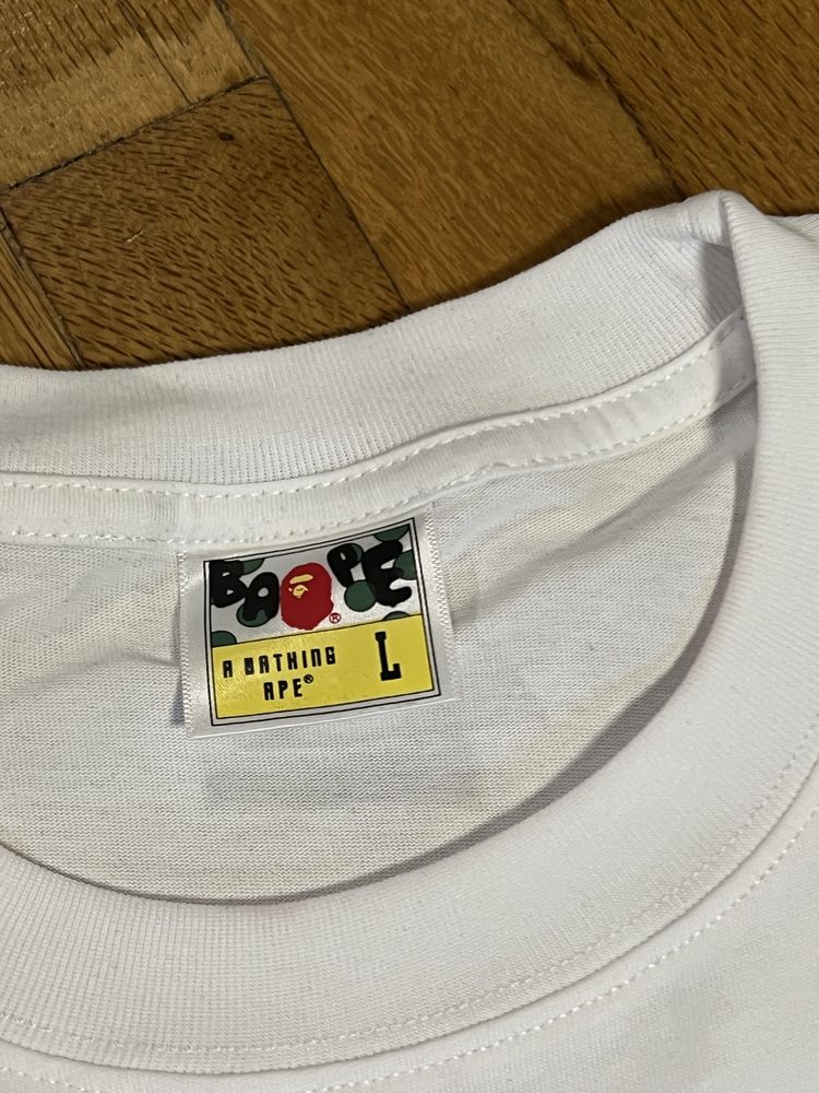 Тениска BAPE (A Bathing Ape)