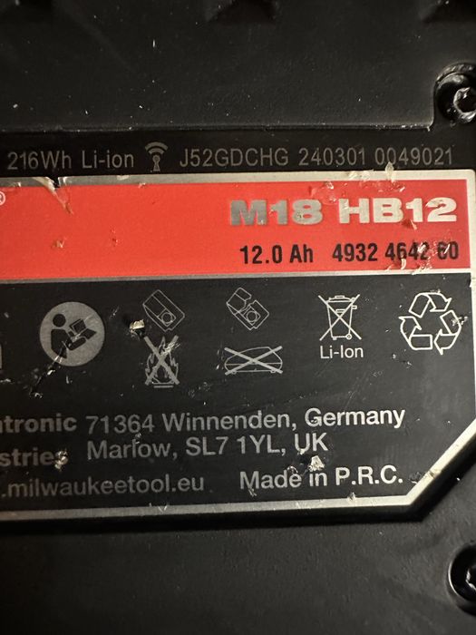 Milwaukee M18 HB12 masa circular