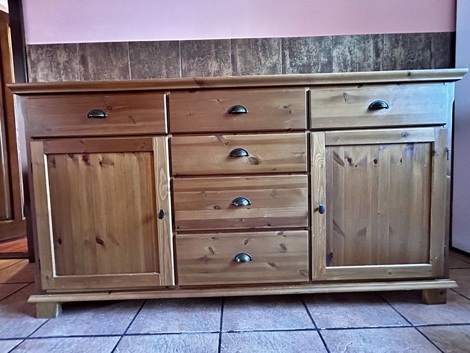 Comodă bucătărie