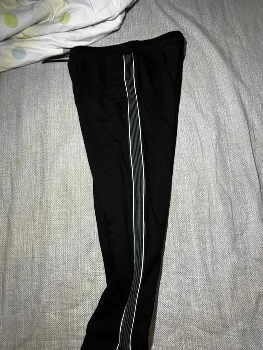 Pantaloni negrii Marimea XS