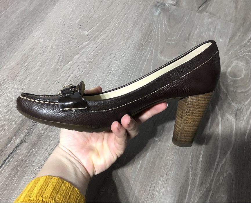 Pantofi piele geox 38 pantofi noi piele maro cu toc geox respira 38