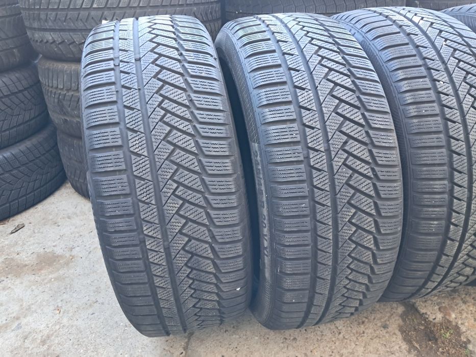 Anvelope second iarna 245 45 R20 Continental