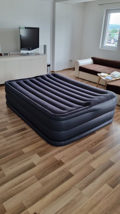 Saltea gonflabila, 153 x 203 x 50 cm, cu pompa electrica integrata
