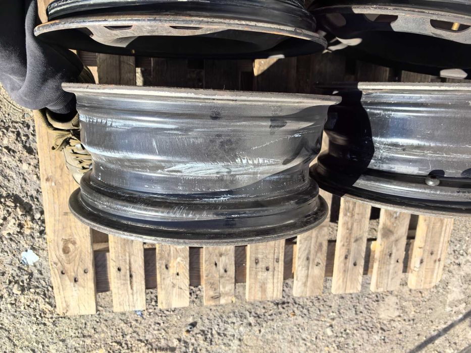 15 цола 5 х 100 мм Фолксваген / Ауди / Шкода / Сеат - 6 Инча / ЕТ 38