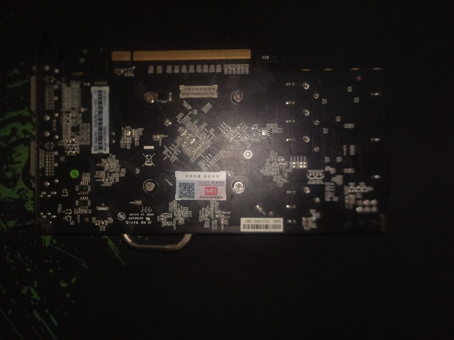 GTX 750 ti Igame 2 gb