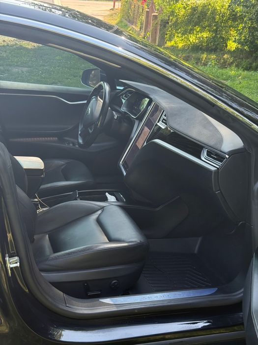 2016 Tesla Model S 90d