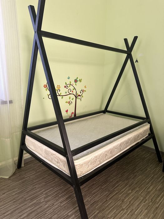 Кровать виг-вам/ домик