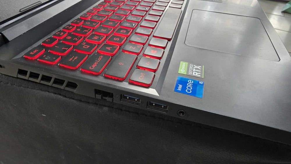 Лаптоп Acer Nitro 5 / RTX 3050 / 512SSD / i5 1130h /8GB Ram