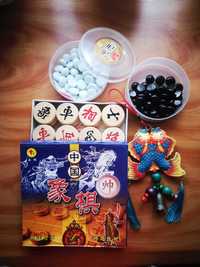 Китайски игри с подарък китайско сувенирче