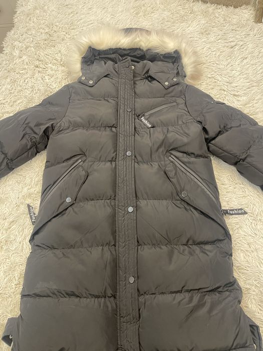 Продавам много топло черно зимно яке размер 152/158