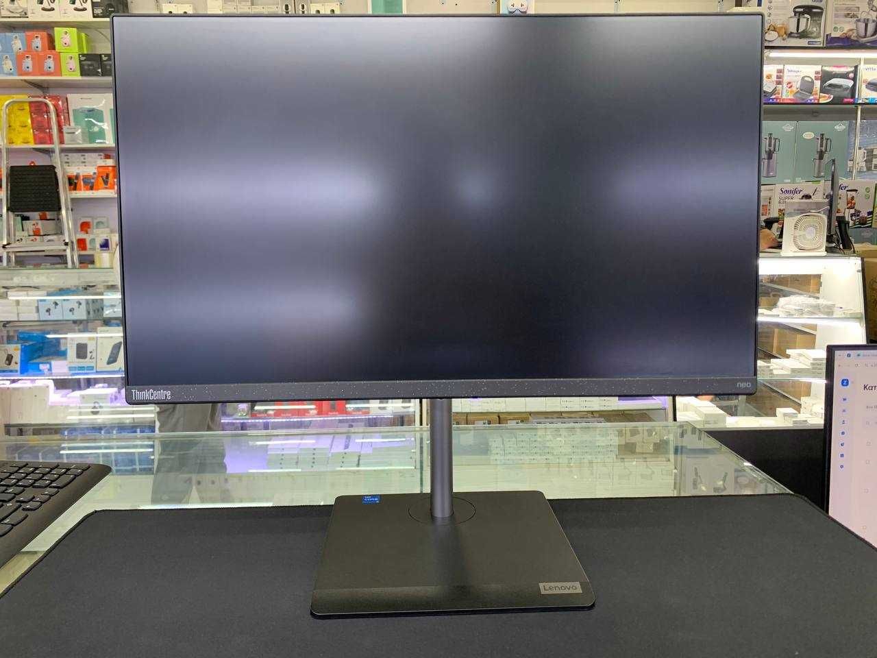 Lenovo ThinkCentre neo 30a 24 Gen4