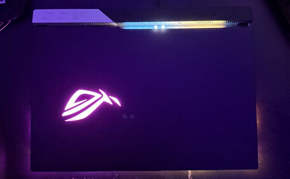 Laptop Gaming Asus Rog Strix G15 RTX 3060 Ryzen 9 1TB