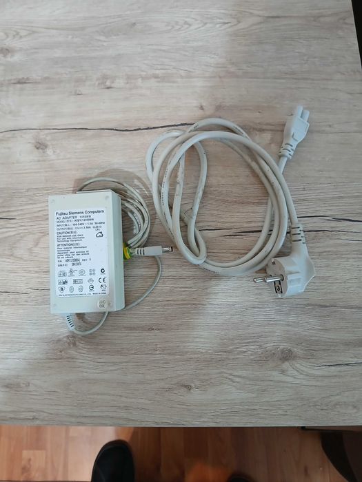 Monitor PC Fujitsu Siemens