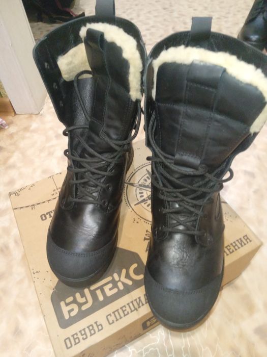 Продам зимние берцы