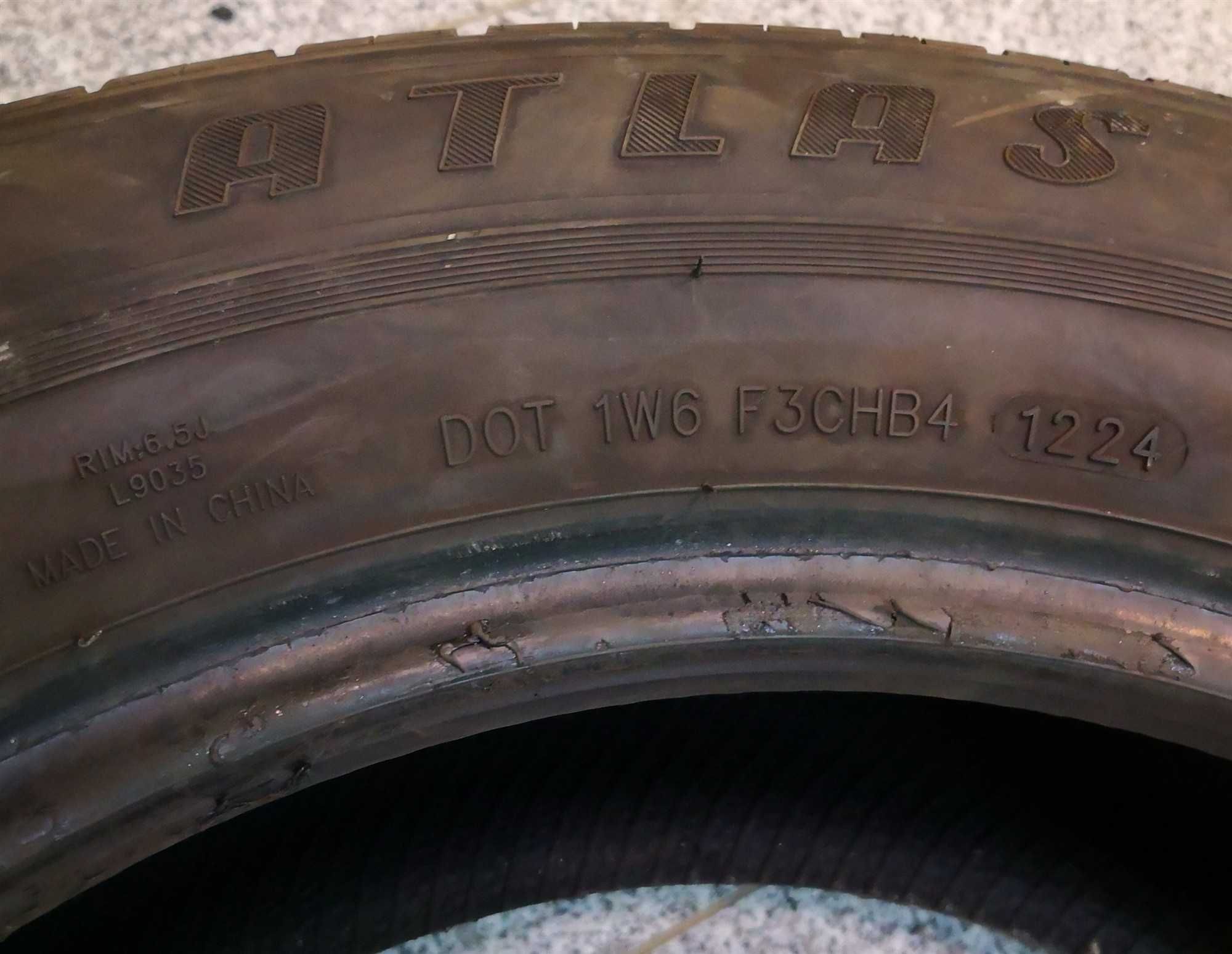 Четири броя единични летни гуми 205/60 R16 215/60 R16 215/55 R16