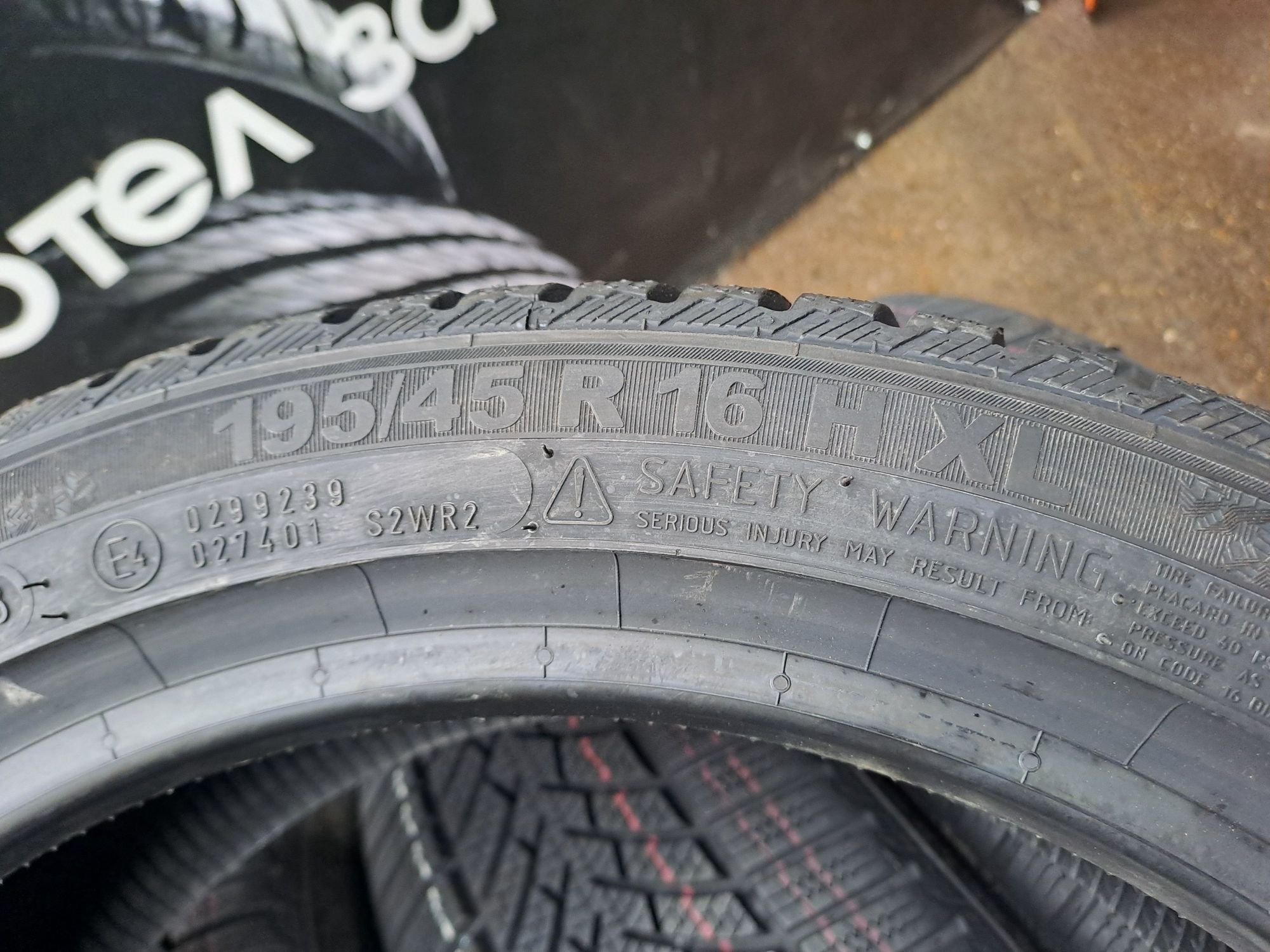 Нови 195/45/16 Semperit Speed-Grip 3 DOT 4023