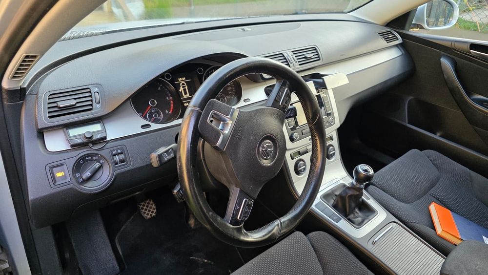Urgent vand vw passat b6 an 2010