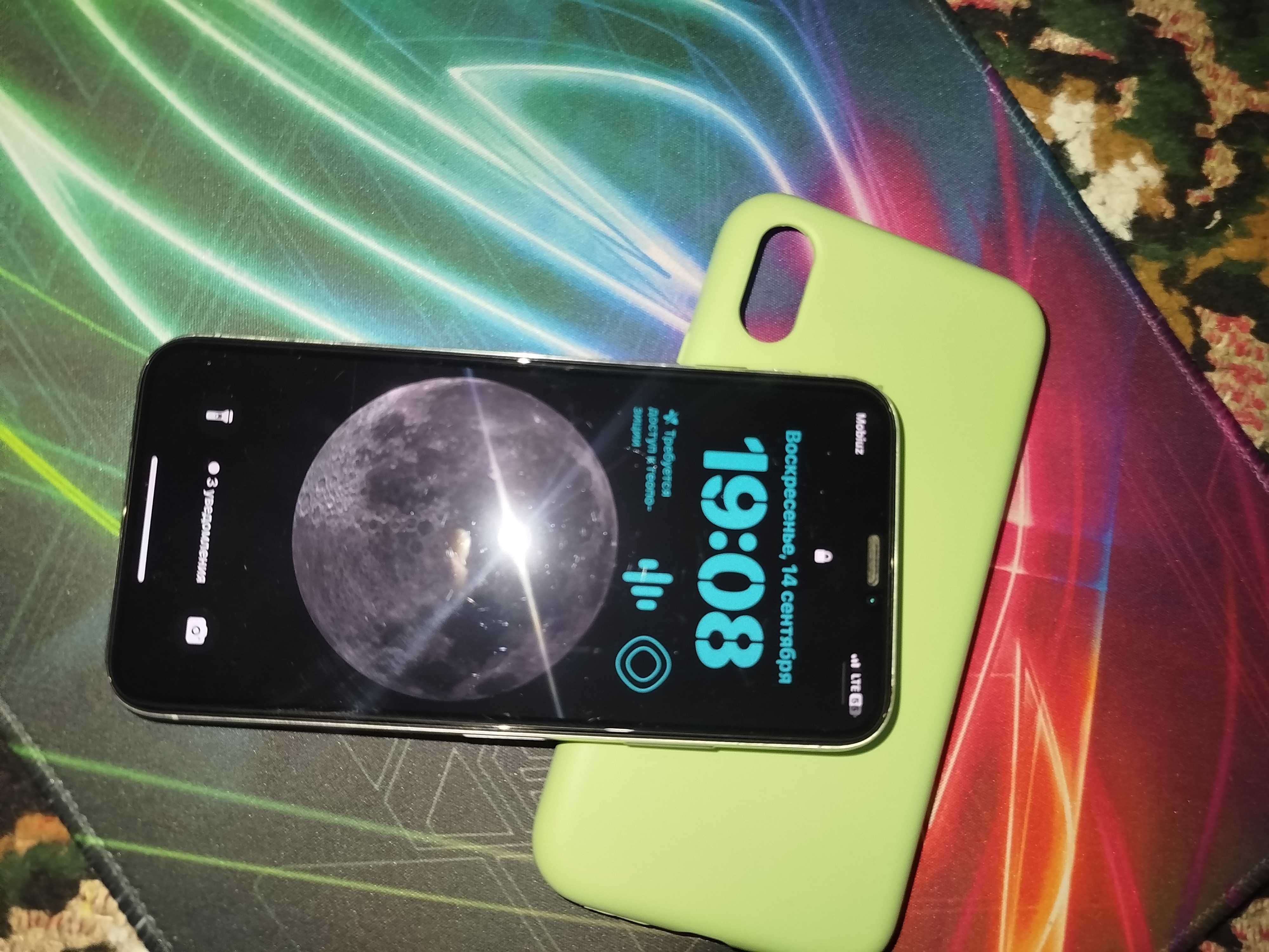 iPhone XS ideal holatda