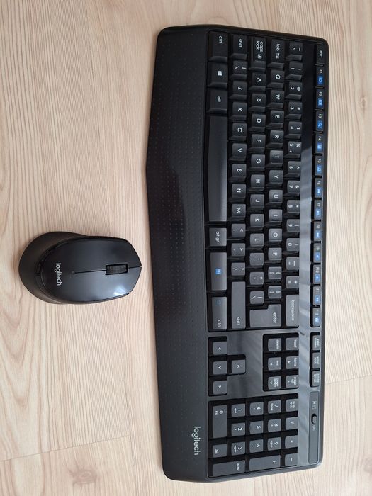Kit wireless Logitech tastatura+mouse stare farte  buna