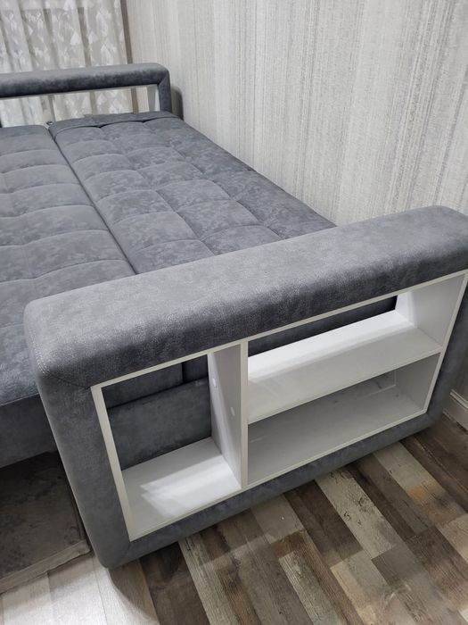 Продам диван Россия