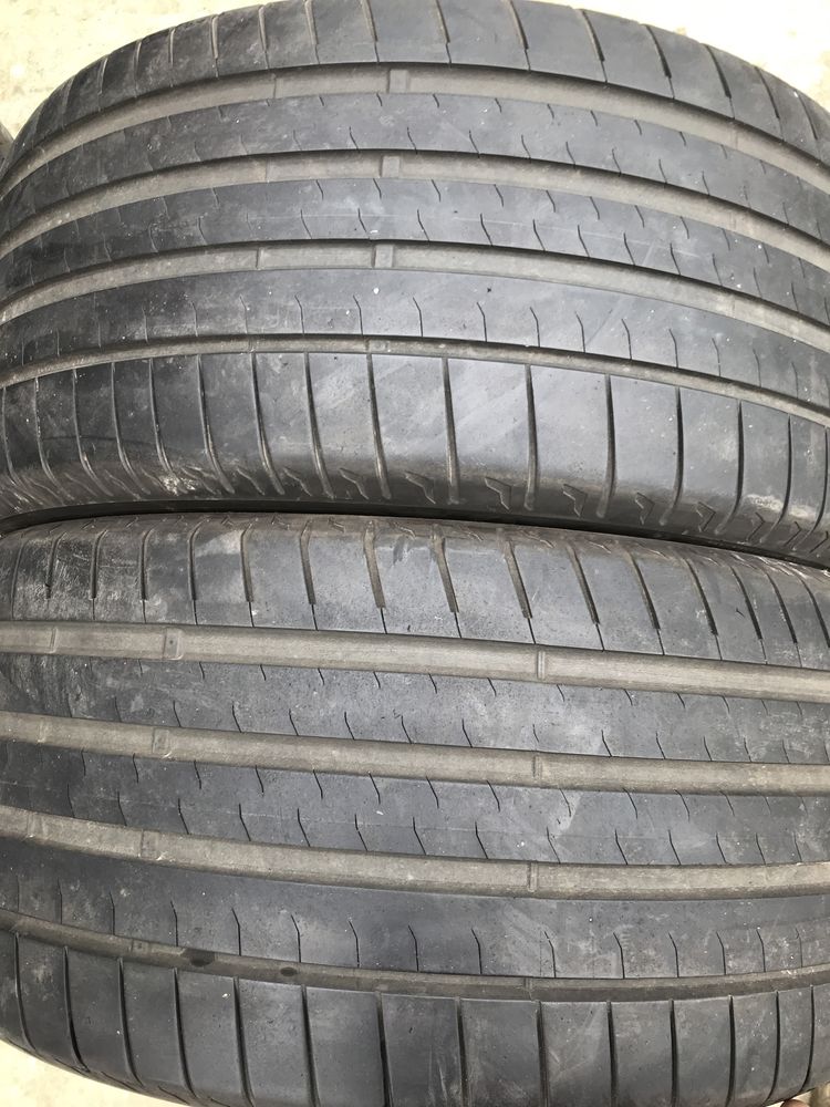 Vand 2 anvelope 285/40/21 bridgestone