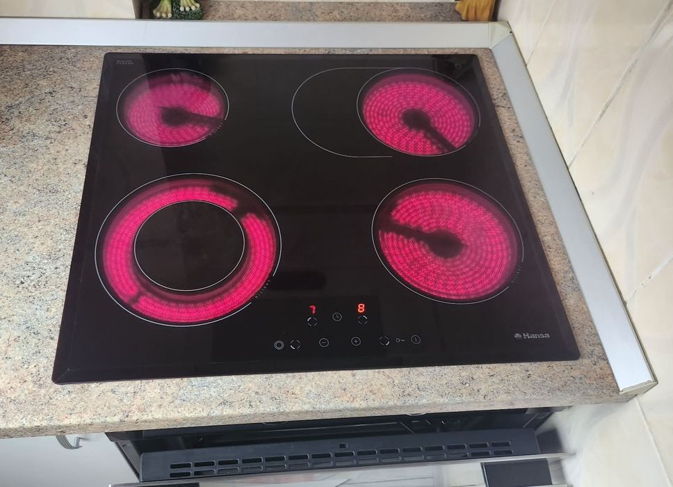Plita elwctrica Hansa stare bune
