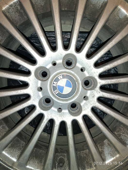 Зимни гуми Sumitomo с джанти bmw, 225/45/17, dot 20 г.
