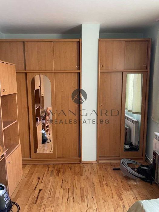 Продава се Тристаен апартамент в Пловдив, Център - 110 кв.м за 1855 €/кв.м - Снимка #9
