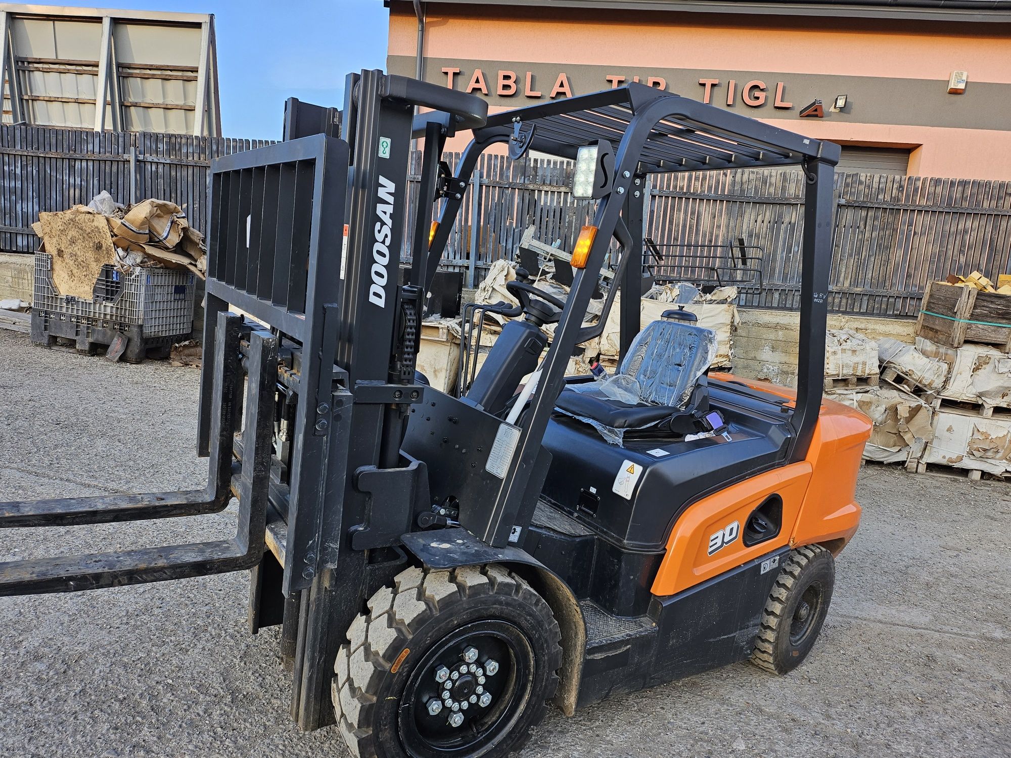 Doosan Motostivuitor 30