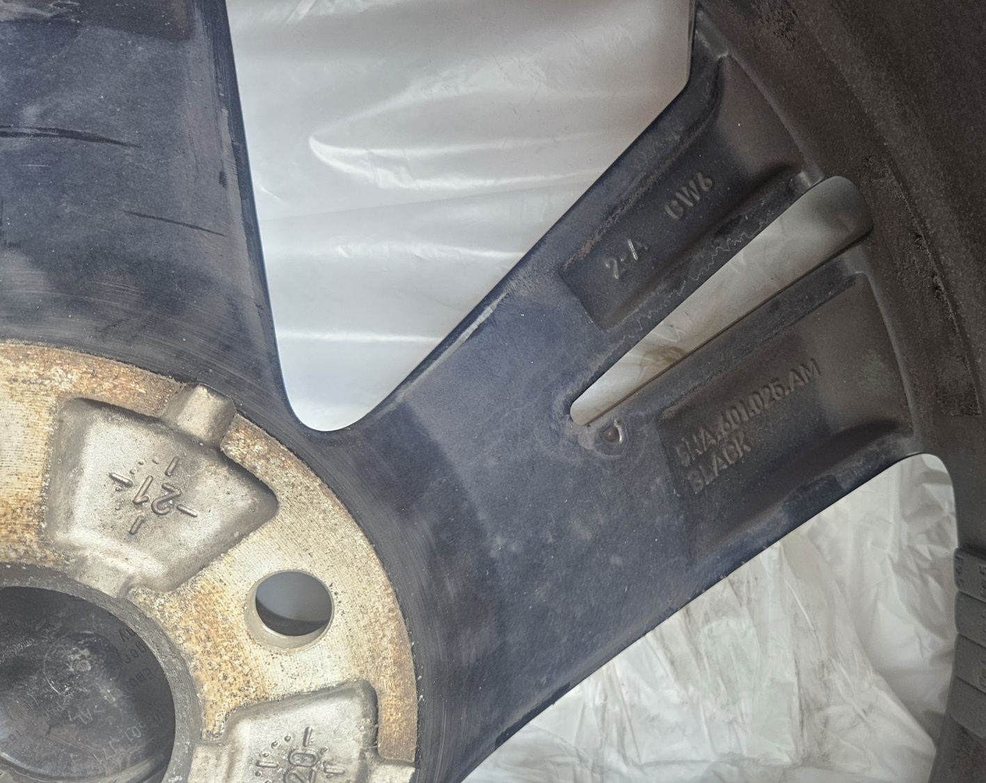 Оригинални 19'' VW Tiguan R Line джанти с летни гуми Pirelli Scorpion