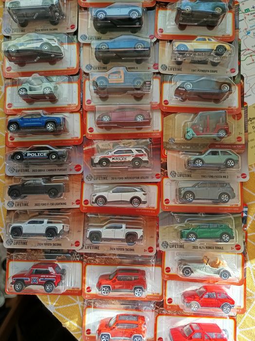 Метални колички Matchbox