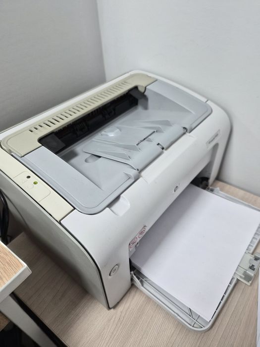 Принтер LaserJet Jet P1005