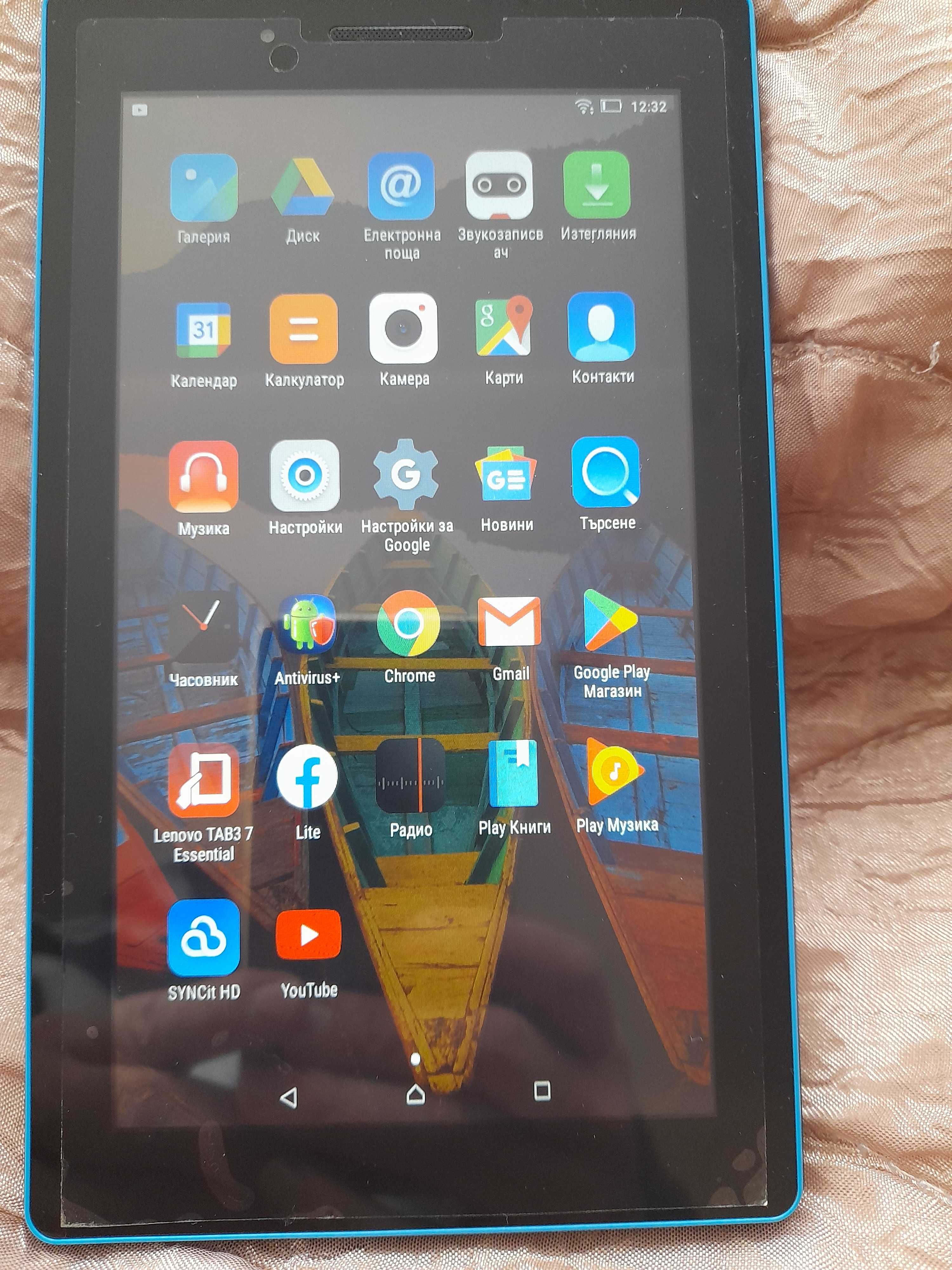 Таблет Lenovo Tab 3