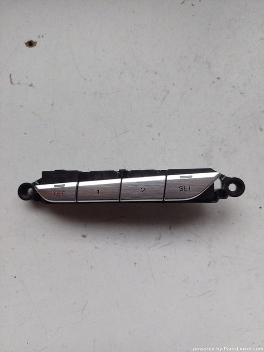 Reglaj scaun dreapta fata AUDI A8 III (4H2, 4H8, 4HC, 4HL) [ 2009 - 2018 ] OEM 4h09597690