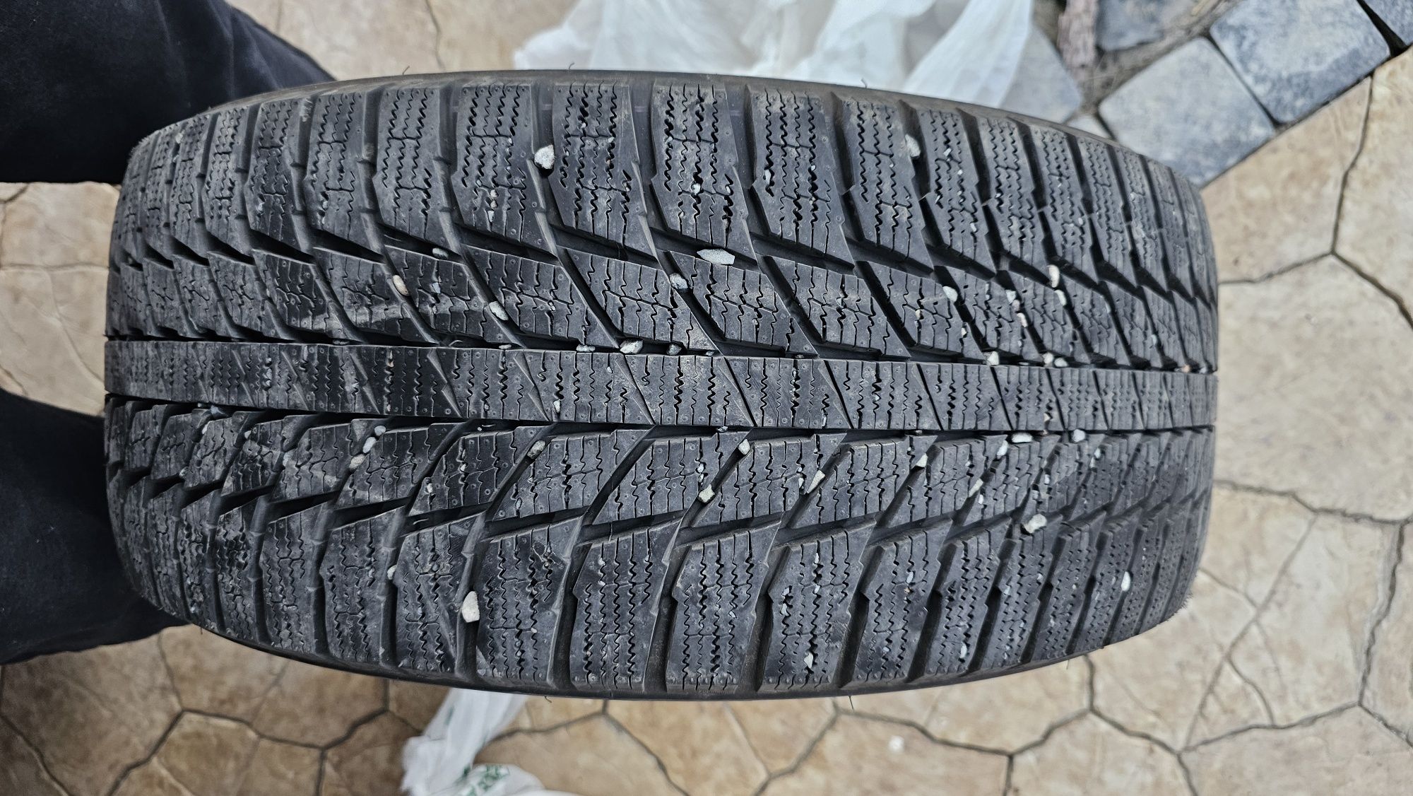 Зимние шины R17 Triange
