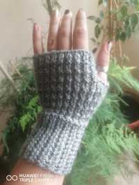 Плетени ръкавички без пръсти