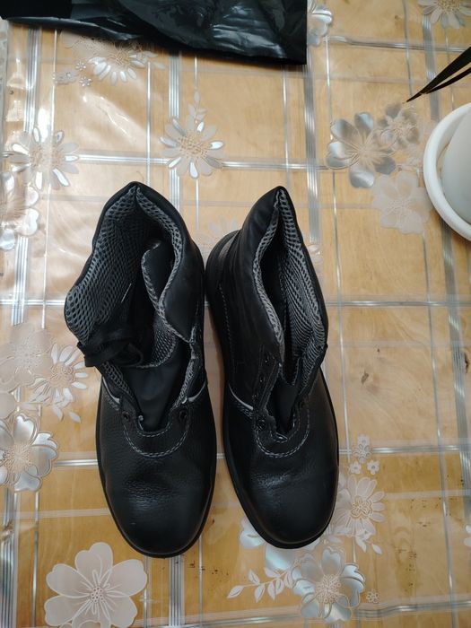 Ботинки спец летни осени